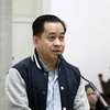Bị cáo Phan Văn Anh Vũ nói lời sau cùng trước khi tòa nghị án sáng 301/. (Ảnh: Văn Điệp/TTXVN)