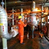 Hoạt động khai thác dầu khí tại mỏ Bạch Hổ. (Ảnh: Hiền Anh/TTXVN phát)
