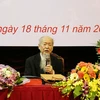 Cố Giáo sư-Nhà giáo Nhân dân Phan Hữu Dật tại lễ mừng thọ tuổi 90 được tổ chức tại giảng đường Lê Thánh Tông (11/2018). (Nguồn: ussh.vnu.edu.vn)