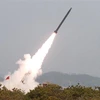 Một loại vũ khí chiến thuật được Triều Tiên thử nghiệm tại một địa điểm không xác định ngày 4/5/2019. (Ảnh: AFP/TTXVN)