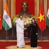 Phó Chủ tịch nước Đặng Thị Ngọc Thịnh với Phó Tổng thống Ấn Độ Venkaiah Naidu. (Ảnh: Lâm Khánh/TTXVN)