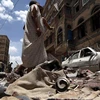 Những ngôi nhà bị phá hủy sau vụ oanh kích của liên quân do Saudi Arabia đứng đầu tại Sanaa, thủ đô Yemen ngày 16/5/2019. (Ảnh: THX/TTXVN)