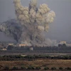 Khói bốc lên sau một cuộc không kích tại Quneitra, Syria, ngày 25/7/2018. (Ảnh: AFP/ TTXVN)