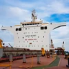 Hình ảnh Quảng Ninh lần đầu tiên đón tàu gần 180.000 tấn