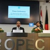 Bộ trưởng Năng lượng Saudi Arabia Khalid al-Falih (thứ 2, trái) tại Hội nghị các nước xuất khẩu dầu mỏ (OPEC) và các nước ngoài OPEC ở Vienna, Áo ngày 7/12/2018. (Ảnh: THX/TTXVN)