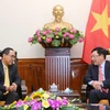 Phó Thủ tướng, Bộ trưởng Ngoại giao Phạm Bình Minh tiếp Đại sứ Thái Lan. (Ảnh: Thành Đạt/TTXVN)