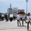 Phó Chủ tịch nước Đặng Thị Ngọc Thịnh đặt hoa tại tượng đài Anh hùng Dân tộc Jose Marti. (Ảnh: Phương Hoa/TTXVN)
