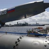 Tên lửa siêu thanh BrahMos được trưng bày tại Triển lãm quốc phòng hàng hải quốc tế ở Saint Petersburg, Nga, ngày 28/6/2017. (Ảnh: AFP/ TTXVN)