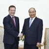 Thủ tướng Nguyễn Xuân Phúc tiếp Đại sứ Pháp tại Việt Nam Bertrand Lortholary. (Ảnh: Thống Nhất/TTXVN)
