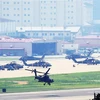Trực thăng Apache cất cánh từ căn cứ quân sự Humphreys của Mỹ tại Pyeongtaek ngày 5/8/2019, khi Hàn Quốc và Mỹ khai mạc cuộc tập trận quân sự chung. (Ảnh: Yonhap/TTXVN)