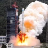 Tên lửa đẩy Trường Chinh 3B mang theo 2 vệ tinh định vị Bắc Đẩu 3 rời bệ phóng ở Trung tâm phóng vệ tinh Tây Xương, tỉnh Tứ Xuyên, Trung Quốc ngày 15/10/2018. (Ảnh: THX/ TTXVN)