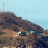Đảo Hambak của Triều Tiên, gần Đường giới hạn phía Bắc (NLL), nhìn từ Ganghwa, Hàn Quốc, ngày 24/9/2019. (Ảnh: Yonhap/ TTXVN)