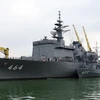 Hai tàu quét mìn của Lực lượng Tự vệ trên biển Nhật Bản cập cảng Tiên Sa bắt đầu chuyến thăm hữu nghị thành phố Đà Nẵng. (Ảnh: Trần Lê Lâm/TTXVN)
