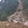 Nhiều ngọn núi ở xã Đàm Thủy huyện Trùng Khánh (Cao Bằng) bị lở đá sau động đất. (Ảnh: Quốc Đạt/TTXVN)