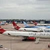 Máy bay đậu tại sân bay quốc tế Manchester, Anh, ngày 8/6/2020. (Ảnh: AFP/TTXVN)