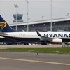 Máy bay của hãng Ryanair tại sân bay Brussels, Bỉ. (Ảnh: AFP/TTXVN)