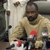 Đại tá Assimi Goita, người đứng đầu Ủy ban Quốc gia bảo vệ người dân (CNSP) tự xưng, trong cuộc họp báo tại Bamako, sau cuộc binh biến ở Mali ngày 19/8/2020. (Ảnh: AFP/TTXVN)