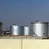 Thùng chứa dầu tại một cơ sở lọc dầu ở thành phố Dammam, cách thủ đô Riyadh của Saudi Arabia 450km về phía đông. (Ảnh: AFP/ TTXVN)