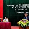 Ông Trần Thắng phát biểu tại kỳ họp thứ 17 (kỳ họp chuyên đề) HĐND tỉnh Quảng Bình khóa XVII. (Ảnh: TTXVN phát)
