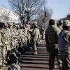 Lực lượng Vệ binh quốc gia Mỹ được triển khai tại Đồi Capitol ở Washington, DC ngày 14/1/2021. (Ảnh: THX/TTXVN)