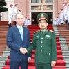 Thượng tướng Phan Văn Giang đón Thư ký Hội đồng An ninh Quốc gia LB Nga Nikolai Patrushev. (Nguồn: qdnd.vn)