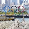 Vòng tròn biểu tượng Olympic tại Tokyo, Nhật Bản, ngày 25/3/2020. (Ảnh: Kyodo/TTXVN)