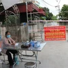 Khoanh vùng, xử lý dịch tại nơi ở của một ca mắc COVID-19 địa chỉ tại khu 1, phường Việt Hòa, thành phố Hải Dương. (Ảnh: Mạnh Tú/TTXVN)