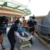  Các y, bác sỹ Bệnh viện Quân y 175 phối hợp với Sư đoàn 370, Quân chủng Phòng không - Không quân, Binh đoàn 18 thực hiện cấp cứu bệnh nhân từ hướng Nha Trang, tỉnh Khánh Hòa và từ huyện Cần Giờ, Thành phố Hồ Chí Minh đến sân bay bệnh viện, đỗ an toàn và 