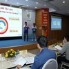 Các tác giả trình bày dự án khởi nghiệp của mình tại Festival khởi nghiệp 2021. (Ảnh: Phan Tuấn Anh/TTXVN)