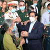 Thủ tướng Phạm Minh Chính gặp mặt, tri ân đại biểu Người có công với cách mạng. (Ảnh: Dương Giang/TTXVN)