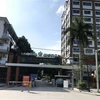 Bệnh viện đa khoa Hợp Lực, Thanh Hóa bị phong tỏa do có ca dương tính với COVID-19. (Ảnh: Nguyễn Nam/TTXVN)