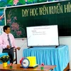 Sở GD&ĐT phối hợp với Đài Truyền hình Cần Thơ thiết kế bài học trên sóng truyền hình cho học sinh tiểu học tiếp cận. (Ảnh: Thu Hiền/TTXVN)