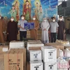 Giáo hội Phật giáo Việt Nam tỉnh Bạc Liêu hỗ trợ thiết bị, vật tư y tế phòng, chống dịch COVID-19. (Ảnh: Nhật Bình/TTXVN)