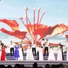 Chương trình nghệ thuật tại Lễ hội Hoa Phượng Đỏ - Hải Phòng 2022. (Ảnh: Doãn Tấn/TTXVN)