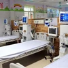 Trang thiết bị y tế hiện đại tại Trung tâm Hồi sức tích cực ICU. (Ảnh: Đinh Văn Nhiều/TTXVN)