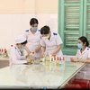 Nhóm sinh viên Lào tại trường cao đẳng y tế Quảng Trị. (Ảnh: Hạnh Quỳnh)