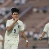 Cầu thủ Tontawan (số 9, Thái Lan) ghi bàn thắng ở phút thứ 88, ấn định chiến thắng 3-1 cho U17 Thái Lan. (Ảnh: Minh Quyết/TTXVN)