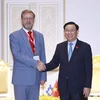 Chủ tịch Quốc hội Vương Đình Huệ gặp Phó Chủ tịch Hội đồng Liên bang Nga Konstantin Kosachev. (Ảnh: Doãn Tấn/TTXVN)