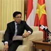 Đại sứ Việt Nam tại Indonesia Tạ Văn Thông trao đổi với phóng viên TTXVN tại Jakarta về chuyến thăm cấp nhà nước tới Indonesia của Chủ tịch nước Nguyễn Xuân Phúc. (Ảnh: Hữu Chiến/TTXVN)