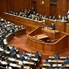 Thủ tướng Nhật Bản Fumio Kishida phát biểu tại một phiên họp quốc hội ở Tokyo. (Ảnh: AFP/TTXVN)