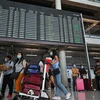 Khách du lịch tới sân bay Suvarnabhumi, Thái Lan. (Ảnh: AFP/TTXVN)