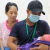 Bé gái chào đời nặng 2,2kg được chăm sóc đặc biệt và ổn định sau 3 ngày. (Nguồn: Vietnamnet)