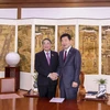 Chủ tịch Quốc hội Hàn Quốc Kim Jin-pyo (phải) tiếp Phó Chủ tịch Quốc hội Nguyễn Đức Hải tại Trụ sở Quốc hội Hàn Quốc. (Ảnh: Anh Nguyên/TTXVN)