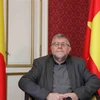 Ông Pierre Gréga, Chủ tịch Hội hữu nghị Bỉ-Việt trả lời phỏng vấn phóng viên TTXVN. (Ảnh: Hương Giang/TTXVN)