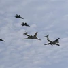 Không quân Nga bay trình diễn tiếp dầu trên không. (Ảnh minh họa: Trần Hiếu/TTXVN)