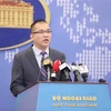 Phó Phát ngôn Bộ Ngoại giao Nguyễn Đức Thắng trả lời câu hỏi của phóng viên các cơ quan báo chí. (Ảnh: Minh Đức/TTXVN)