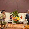 Phó Chủ tịch Thường trực Quốc hội Trần Thanh Mẫn tiếp Phó Chủ tịch Quốc hội Lào, bà Sounthone Xayachack. (Ảnh: Văn Sĩ/TTXVN)