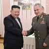 Nhà lãnh đạo Triều Tiên Kim Jong-un tiếp phái đoàn quân sự Nga do Bộ trưởng Quốc phòng Sergei Soigu dẫn đầu. (Nguồn: Reuters)