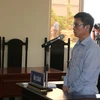 Tòa án Nhân dân tỉnh Bạc Liêu tuyên phạt bị cáo Nguyễn Văn Út 14 năm tù về tội “Lừa đảo chiếm đoạt tài sản,” buộc bị cáo trả cho các bị hại số tiền hơn 2,1 tỷ đồng. (Ảnh: Tuấn Kiệt/TTXVN)