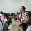 Một cử tri thiếu nhi tham gia phát biểu ý kiến tại Phiên họp Giả định "Quốc hội Trẻ em" tại Cần Thơ. (Ảnh: Trung Kiên/TTXVN)